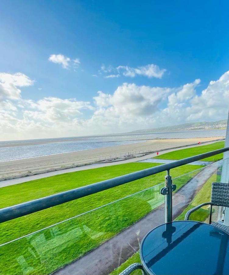 Sea View Apartment At The Beach! 래넬리 외부 사진